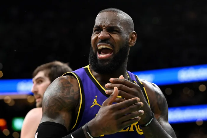 NBA-直播荣耀与抉择:勒布朗·詹姆斯的休赛期独白与未来之路 NBA-直播荣耀与抉择:勒布朗·詹姆斯的休赛期独白与未来之路